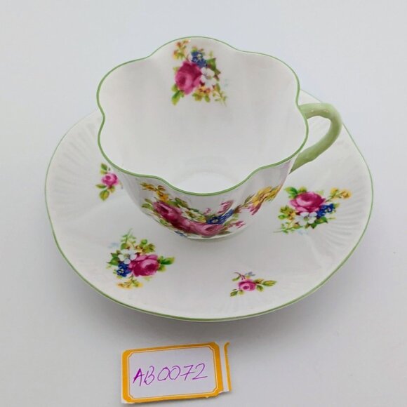 Shelley China Hulmes Rose Teacup & Saucer Dainty Shape Floral Design Green Trim - Picture 14 of 14